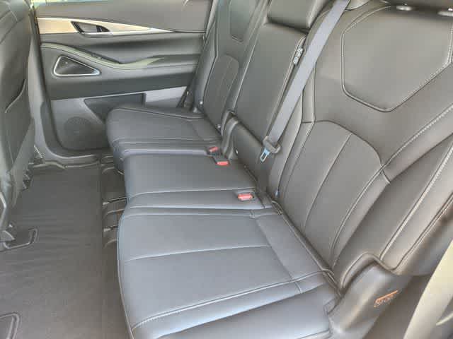 Thumbnail: 2026 INFINITI QX60 - 13