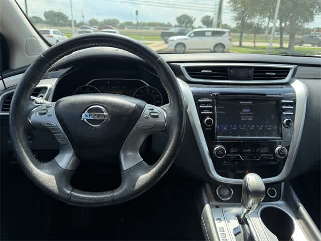 Thumbnail: 2017 Nissan Murano - 16