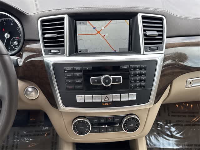 Thumbnail: 2016 Mercedes-Benz GL-Class - 17