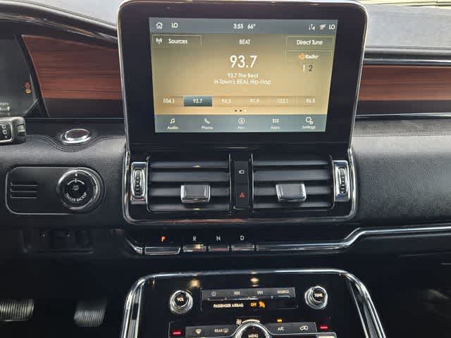 Thumbnail: 2021 Lincoln Navigator - 15