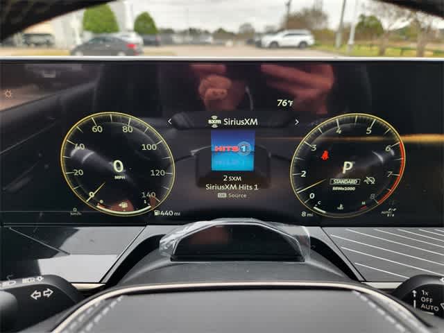 Thumbnail: 2026 INFINITI QX80 - 18