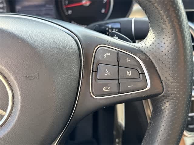 Thumbnail: 2015 Mercedes-Benz C-Class - 22