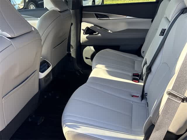 Thumbnail: 2026 INFINITI QX60 - 14