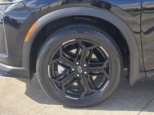 Thumbnail: 2026 INFINITI QX60 - 8