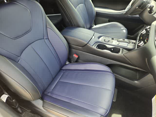 Thumbnail: 2026 INFINITI QX60 - 13