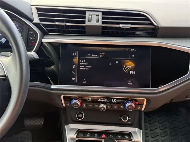 Thumbnail: 2021 Audi Q3 - 18