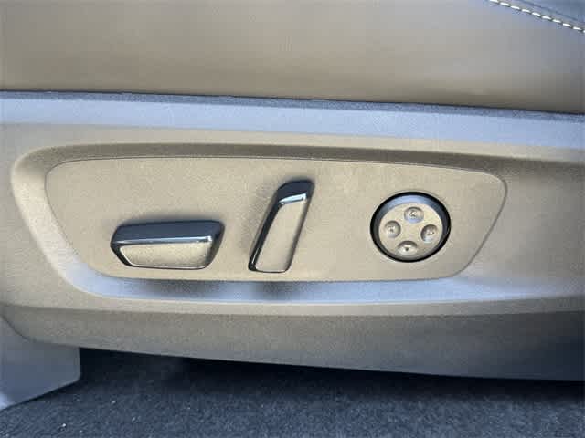 Thumbnail: 2026 INFINITI QX60 - 11