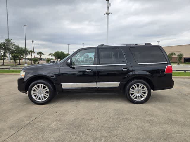 Thumbnail: 2011 Lincoln Navigator - 3