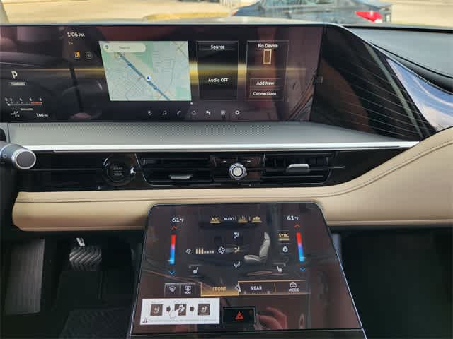 Thumbnail: 2026 INFINITI QX80 - 16