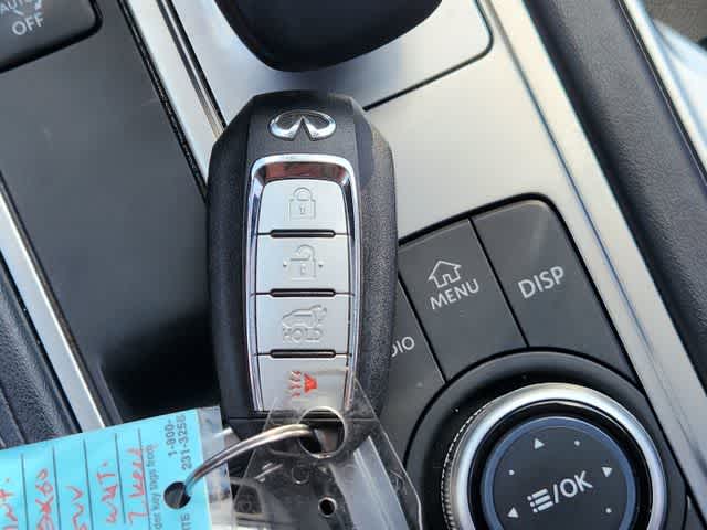 Thumbnail: 2023 INFINITI QX60 - 20