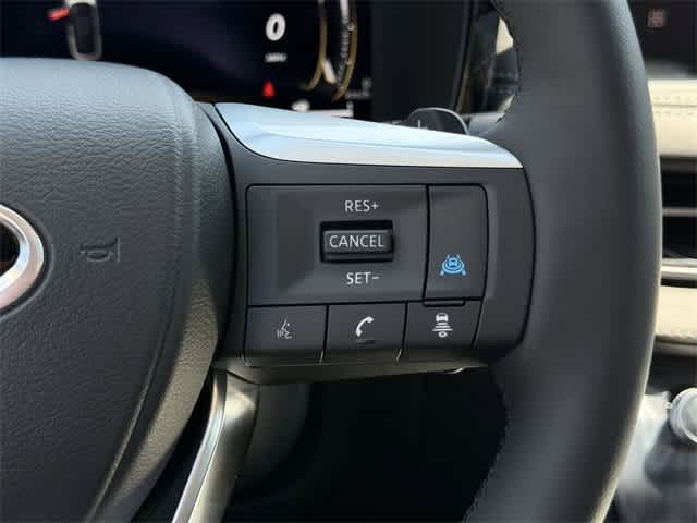 Thumbnail: 2026 INFINITI QX60 - 21