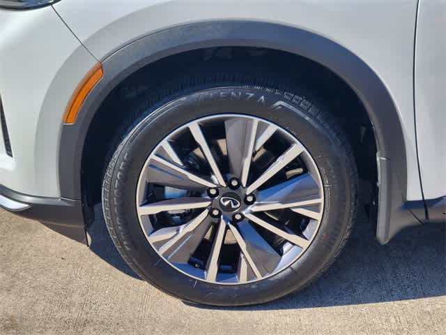 Thumbnail: 2026 INFINITI QX60 - 8