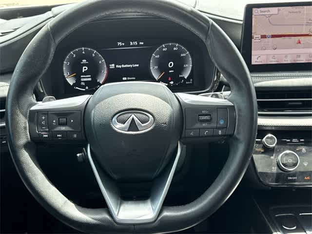 Thumbnail: 2022 INFINITI QX60 - 16
