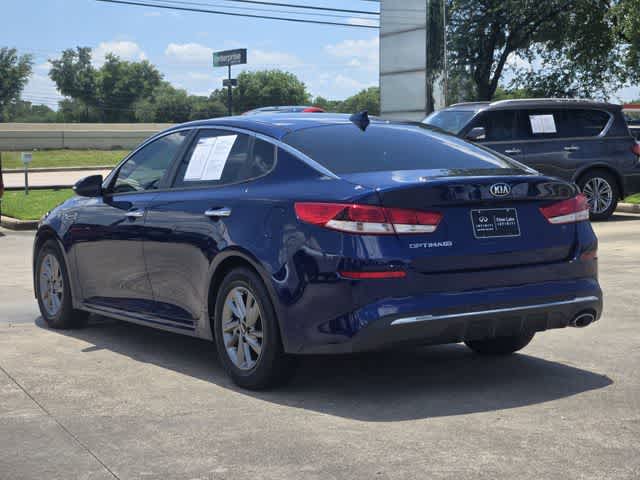 Thumbnail: 2019 Kia Optima - 4