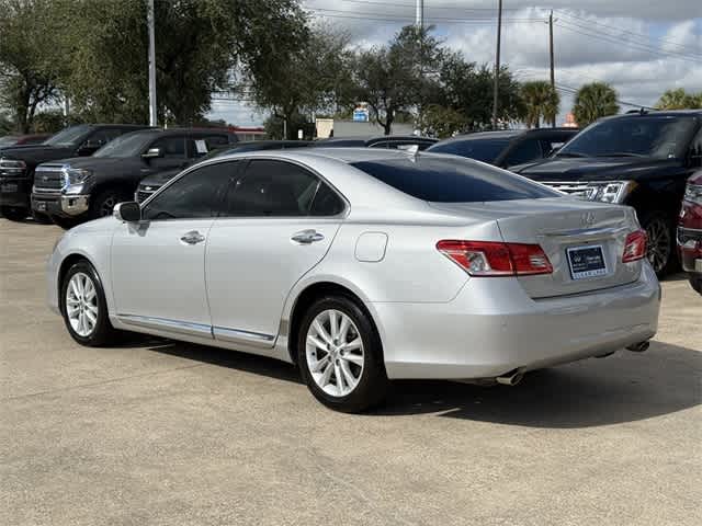 Thumbnail: 2011 Lexus ES - 3