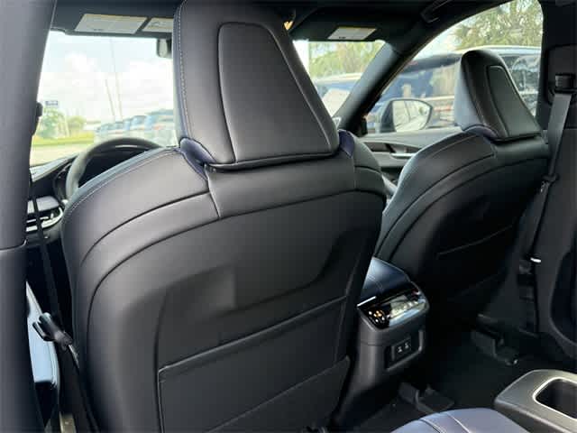 Thumbnail: 2026 INFINITI QX60 - 15