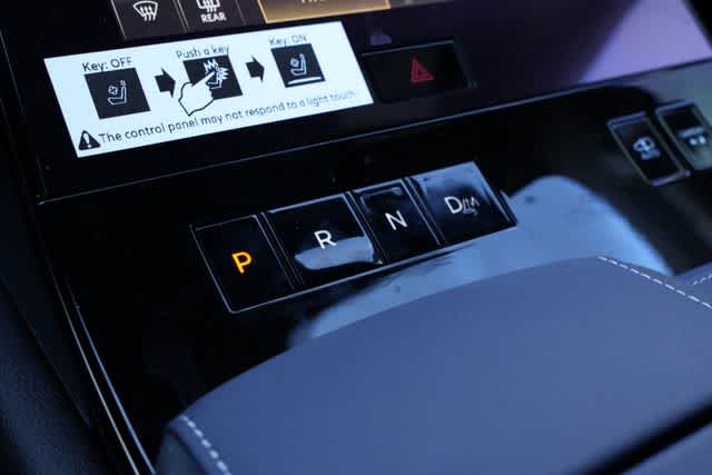 Thumbnail: 2026 INFINITI QX80 - 15