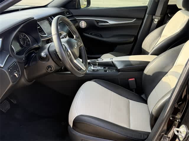 Thumbnail: 2023 INFINITI QX55 - 10