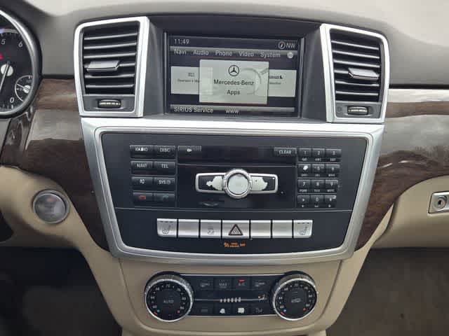 Thumbnail: 2013 Mercedes-Benz M-Class - 17