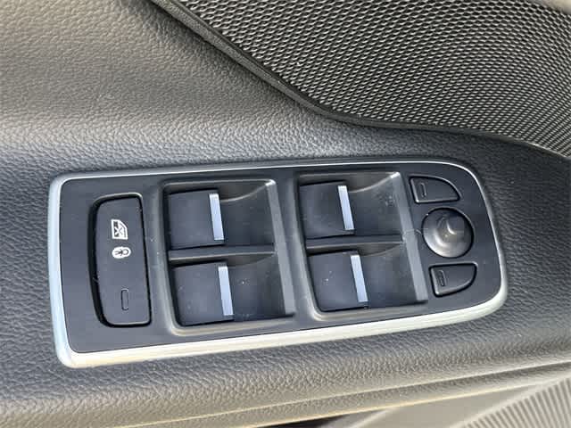 Thumbnail: 2018 Jaguar XF - 9