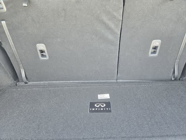 Thumbnail: 2026 INFINITI QX60 - 19