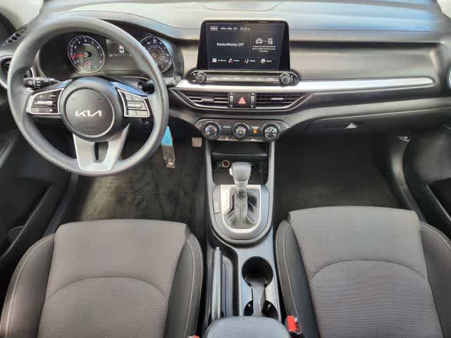 Thumbnail: 2023 Kia Forte - 10