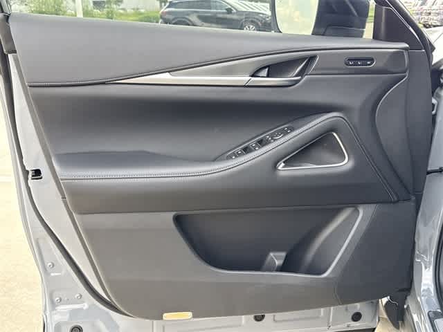 Thumbnail: 2026 INFINITI QX60 - 8