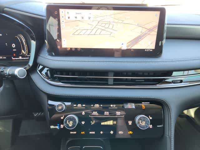 Thumbnail: 2026 INFINITI QX60 - 16