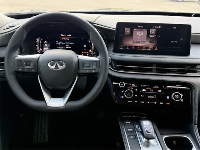 Thumbnail: 2022 INFINITI QX60 - 16