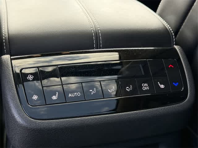 Thumbnail: 2025 INFINITI QX60 - 21