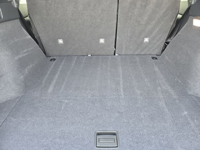 Thumbnail: 2025 INFINITI QX50 - 19