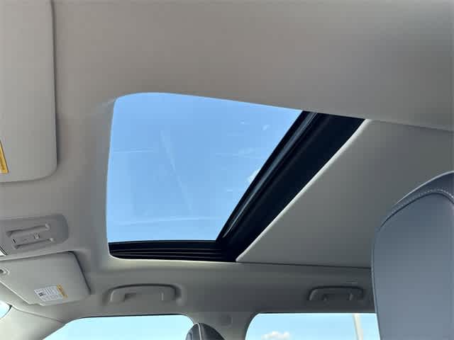 Thumbnail: 2026 INFINITI QX80 - 27