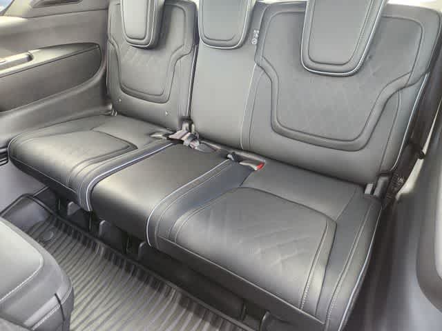 Thumbnail: 2026 INFINITI QX80 - 14