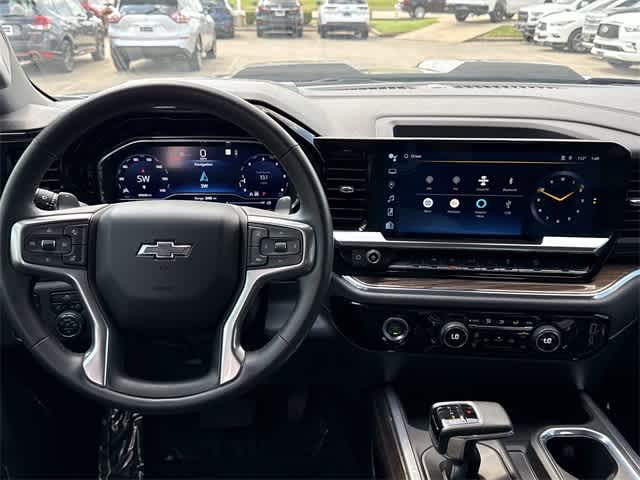 Thumbnail: 2023 Chevrolet Silverado 1500 - 17