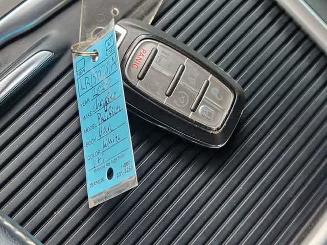 Thumbnail: 2020 Chrysler Pacifica - 20