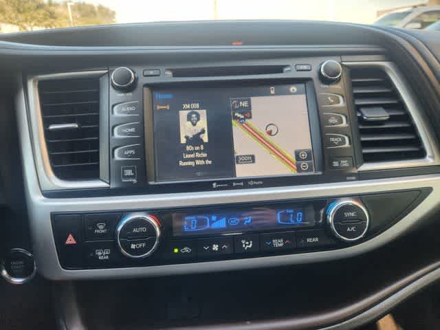 Thumbnail: 2017 Toyota Highlander - 17