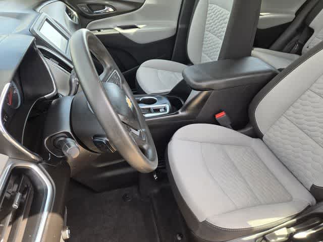 Thumbnail: 2018 Chevrolet Equinox - 10