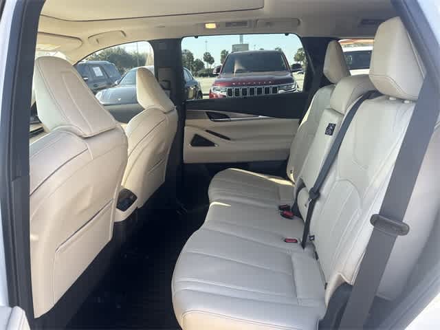 Thumbnail: 2025 INFINITI QX60 - 13