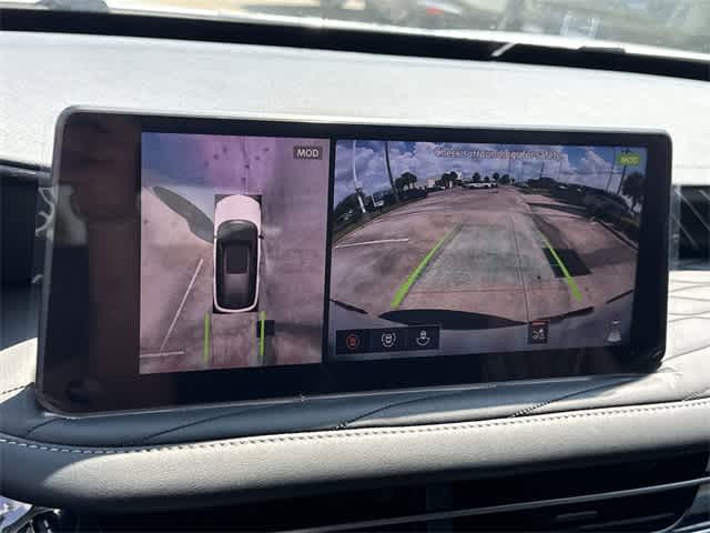 Thumbnail: 2026 INFINITI QX60 - 26