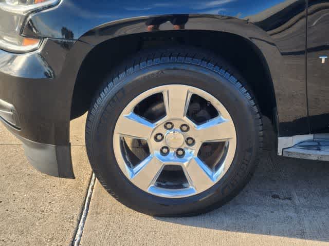 Thumbnail: 2016 Chevrolet Tahoe - 8