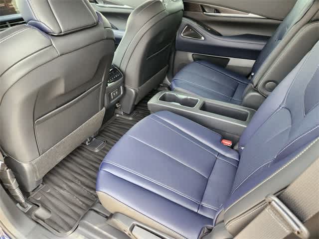 Thumbnail: 2026 INFINITI QX60 - 12