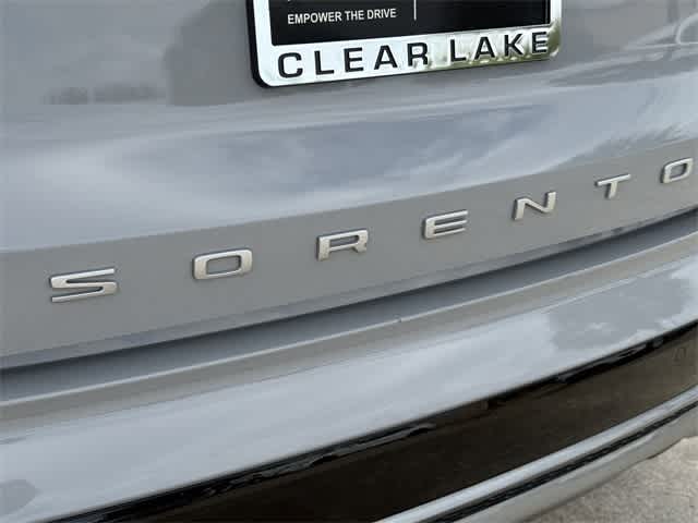 Thumbnail: 2022 Kia Sorento - 5