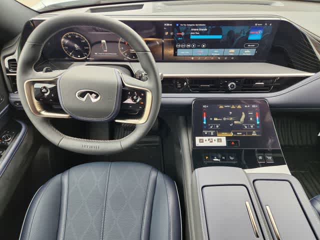 Thumbnail: 2026 INFINITI QX80 - 15