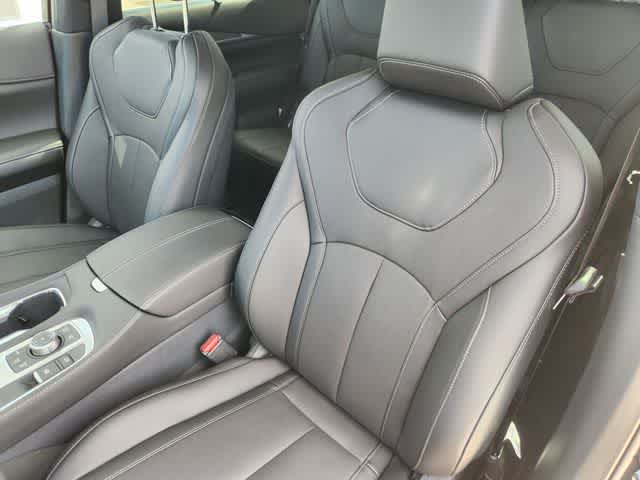 Thumbnail: 2026 INFINITI QX60 - 11