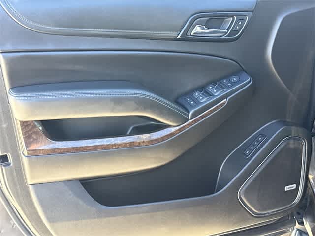 Thumbnail: 2017 Chevrolet Tahoe - 8