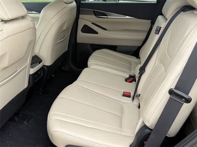 Thumbnail: 2023 INFINITI QX60 - 13