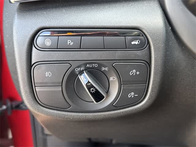 Thumbnail: 2022 INFINITI QX55 - 21