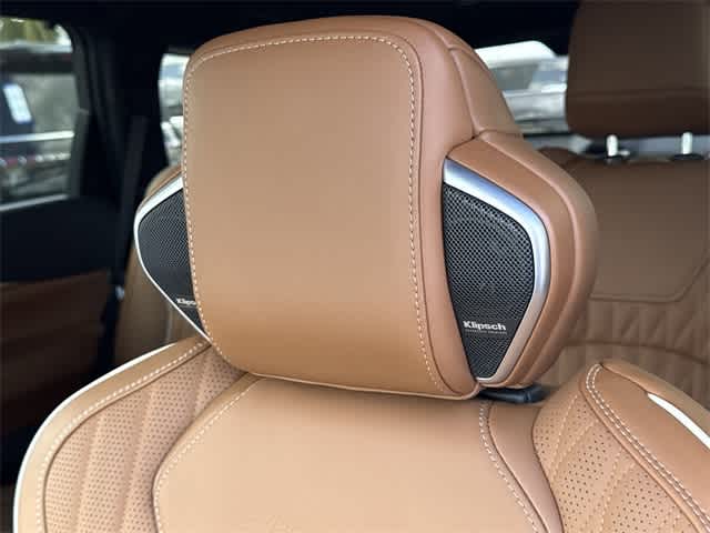 Thumbnail: 2026 INFINITI QX60 - 15