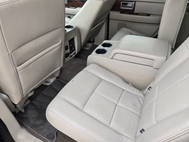 Thumbnail: 2011 Lincoln Navigator - 11