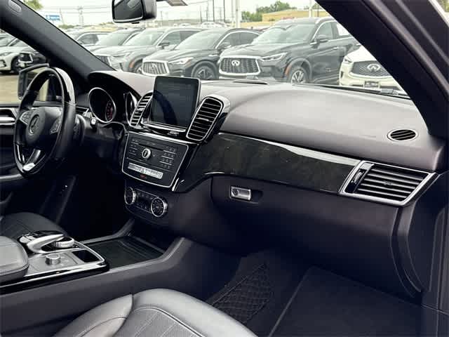 Thumbnail: 2018 Mercedes-Benz GLE - 18